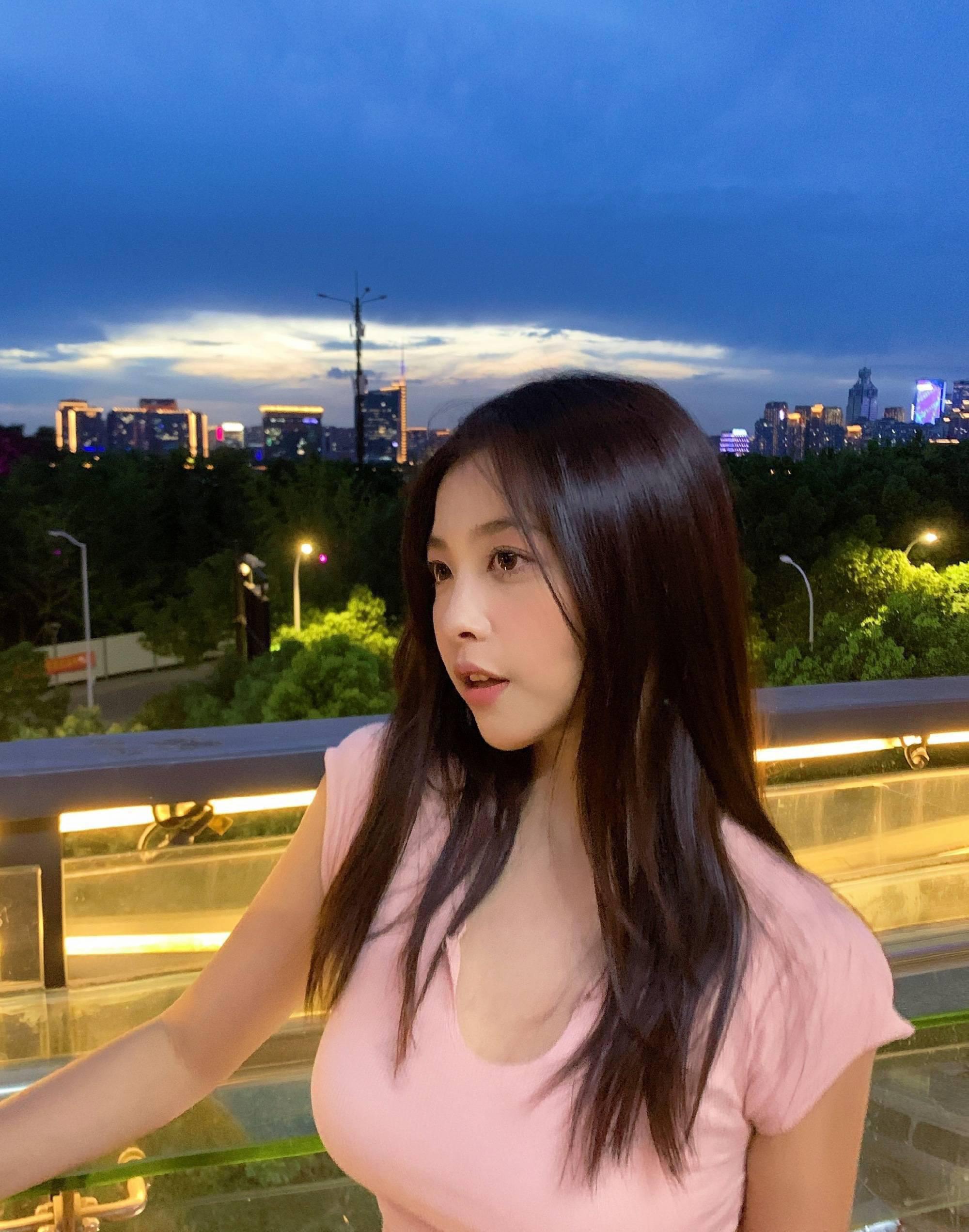 西安小妹可口bao,丝袜制服，服务好